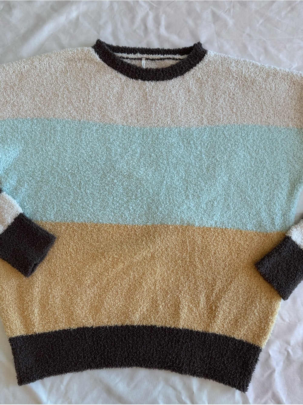 Hello Nite Tripoli crewneck sweater S